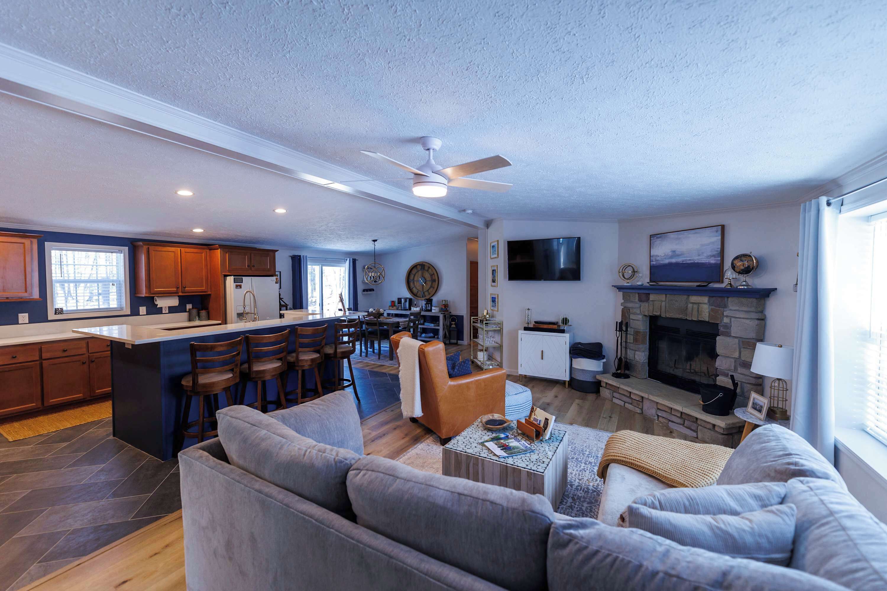 Fireplace, DVD player, offices