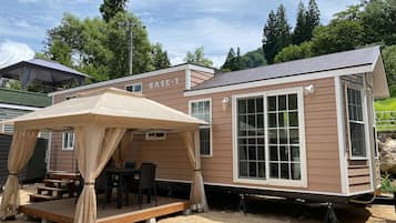 Coffres-forts dans les chambres, bureau