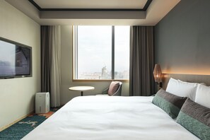 Moderate King Room | View from room - Solaria Nishitetsu Hotel Taipei Ximen (Taipei)