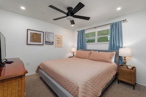 1 chambre, bureau, fer et planche à repasser, accès au Wi-Fi (inclus)