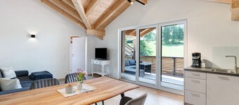Apartamento 'Schwaiger Almblick' con vistas a la montaña, terraza privada y Wi-Fi