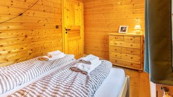 3 chambres, Wi-Fi gratuit, draps fournis