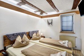 2 habitaciones, wifi gratis y ropa de cama 