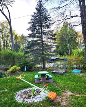 Property grounds - New on Vrbo-Paradise in ❤️  of Poconos. Great escape 🏡  High ⚡️  speed internet (Pocono Summit)