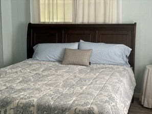 3 habitaciones, escritorio, wifi gratis y ropa de cama 