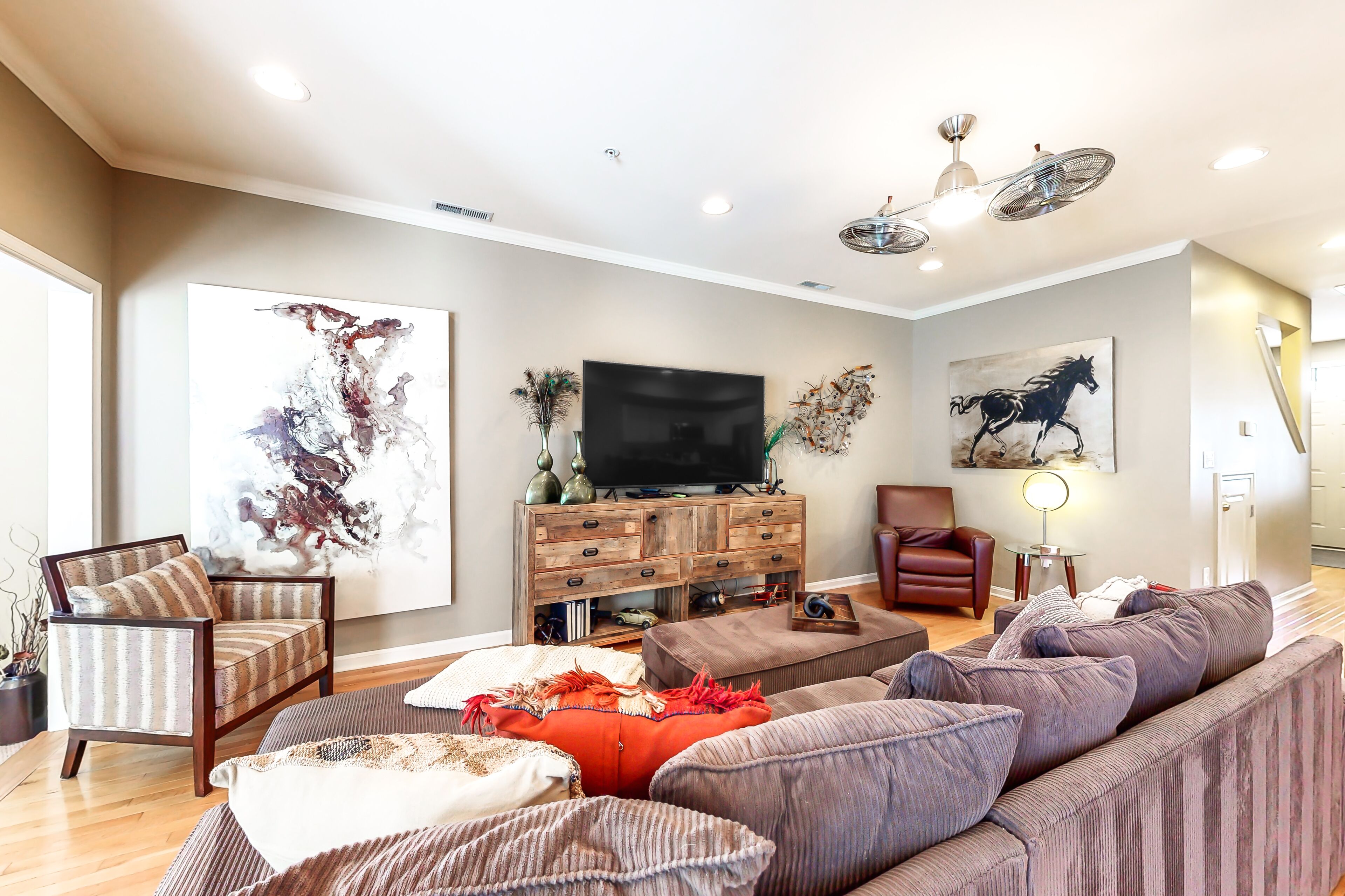 Captiva @ Eagles Landing Townhouse-3 pools, tennis, parking, 1 mile to beach