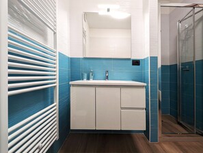 Dusche, Bidet, Toilettenpapier