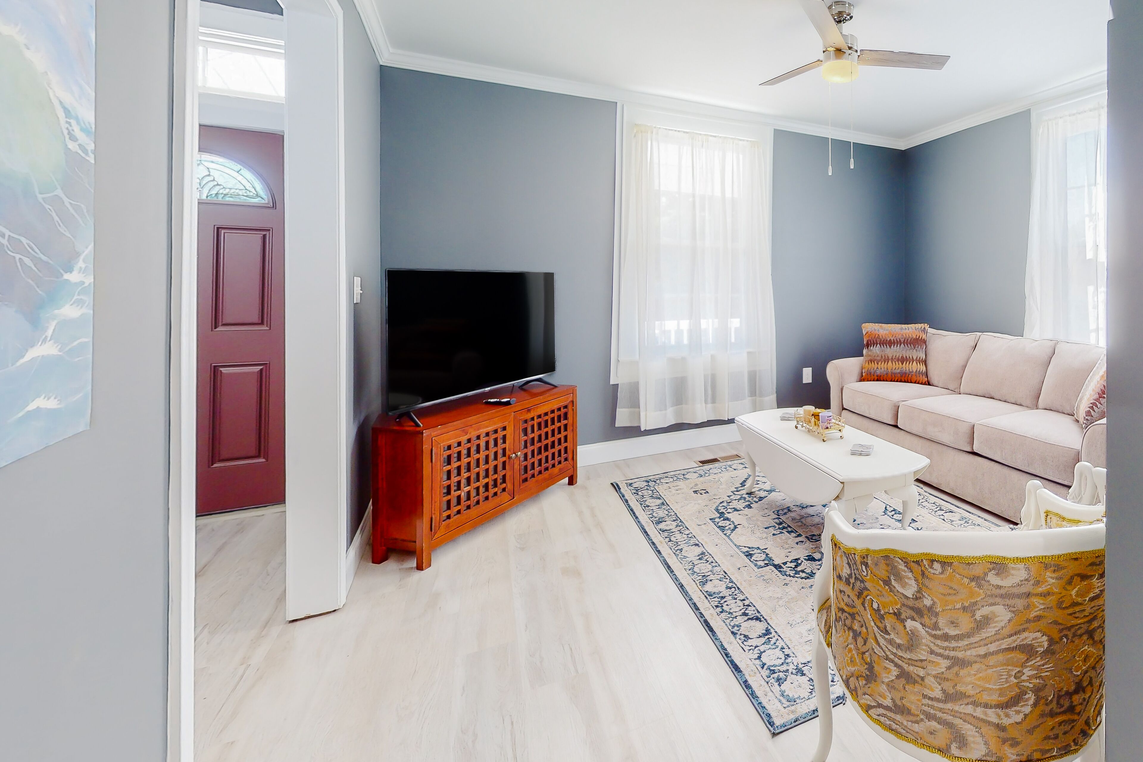 Updated home near downtown with W/D & central AC - easy drive to beach