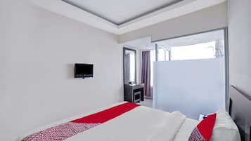 Kamar Double Standar | 1 kamar tidur, ruang kerja ramah laptop, kedap suara, dan Wi-Fi gratis