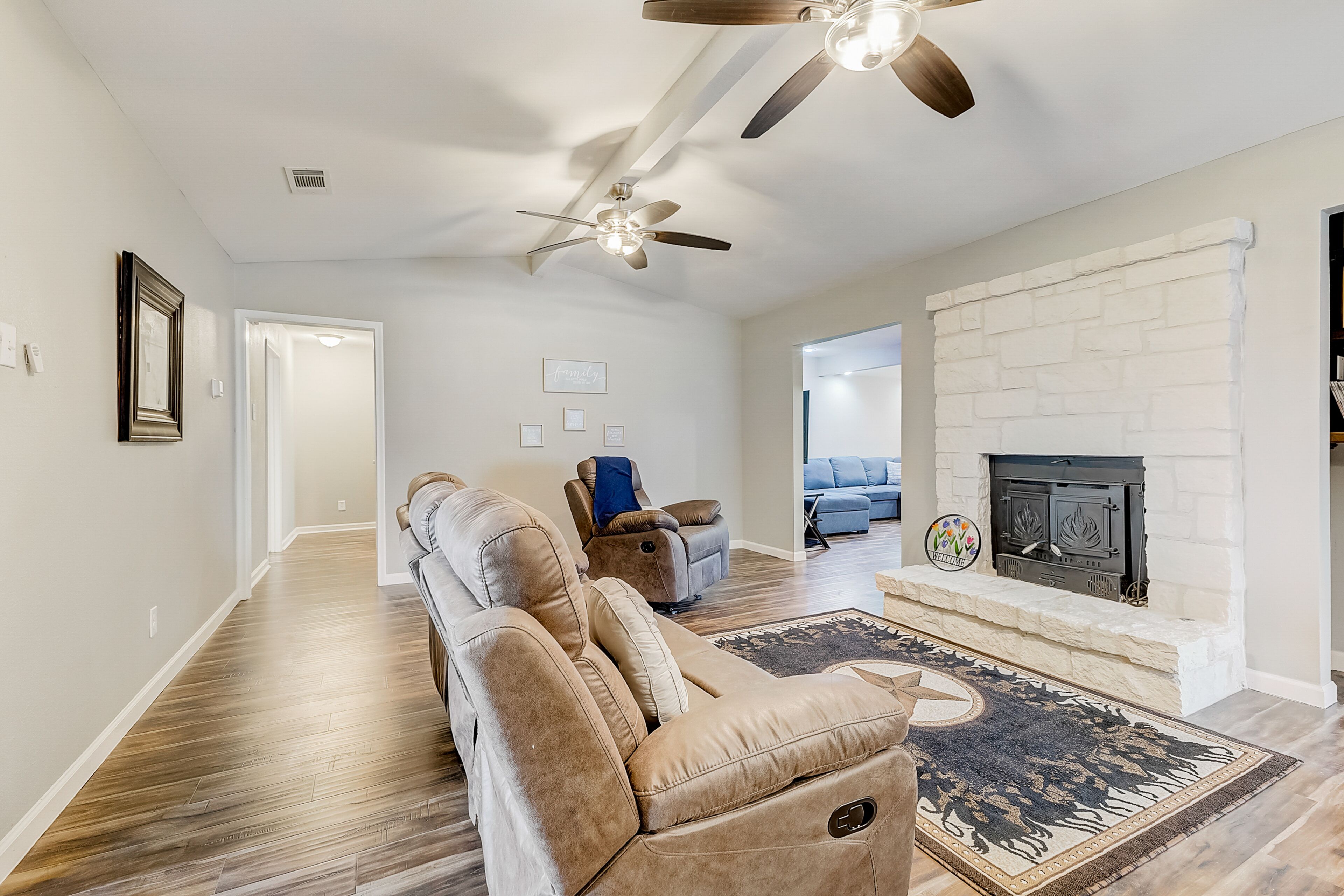 Charming home with private indoor pool, foosball, firepit, grill, pool slide