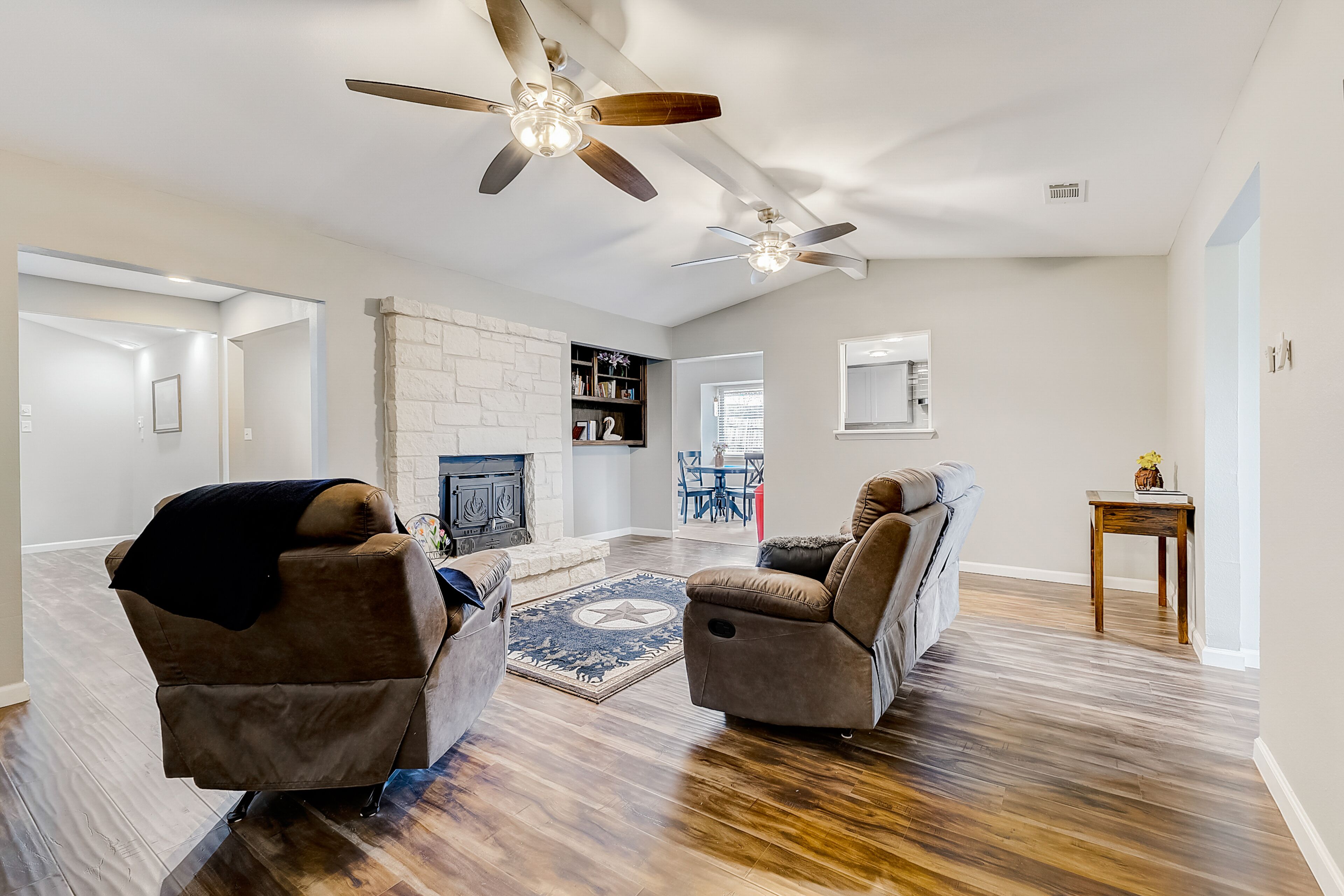 Charming home with private indoor pool, foosball, firepit, grill, pool slide