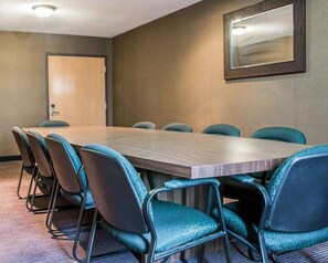 Meeting facility - Baymont by Wyndham Flint Airport North (Flint)