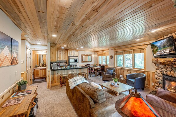 TV, fireplace, DVD player