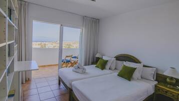 2 chambres, fer et planche Ă repasser, accĂšs Internet, draps fournis