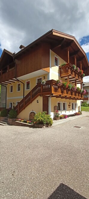 Exterior - Majon Fior de Bosch 2 (Campitello di Fassa)