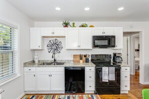 Fridge, microwave, oven, stovetop - Unbeatable Location-Walk To The Wahoos Stadium, Community Maritime Park or Palafox-Sm. Dog Friendly (Pensacola)