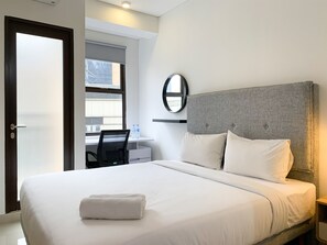 Room - Elegant Studio At Transpark Cibubur Apartment Near Shopping Mall (Depok)