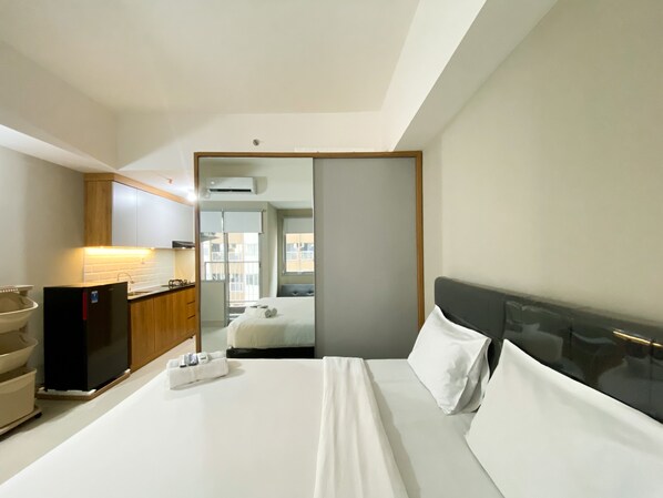 Apartment - Simply Studio Room LRT City Jatibening Apartment (Bekasi)