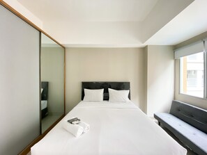 Apartment - Homey and Cozy Stay Studio LRT City Jatibening Apartment (Bekasi)