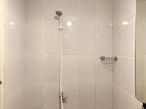 Apartment | Bathroom - Minimalist Studio Room At Tokyo Riverside Pik 2 Apartment (Teluknaga)