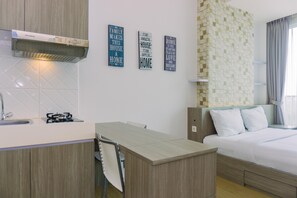 Room - Cozy Living Studio Apartment Tree Park City Bsd (South Tangerang)