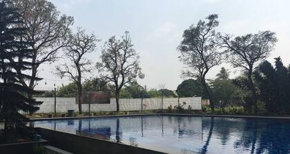 Homey 2Br Apartment At The Edge Bandung
