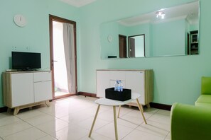 Living area - Homey 2Br At Majesty Apartment (Bandung)