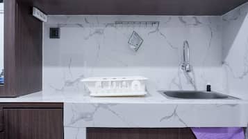 Apartamento, 2 habitaciones | Cocina privada | Frigorífico grande y placa de cocina