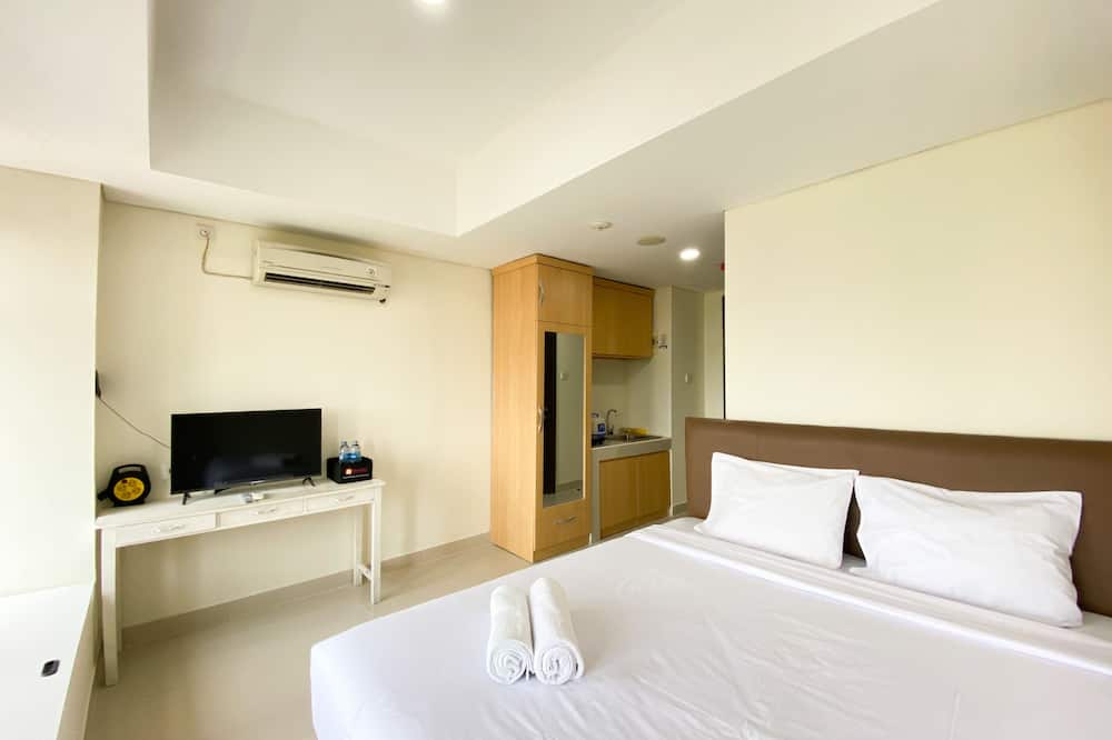 Comfy And Tidy Studio At Pollux Chadstone Apartment - Cikarang Sel.