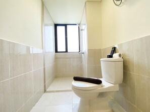 Apartment, 3 Bedrooms | Bathroom