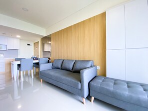 Apartment, 3 Bedrooms | Living area