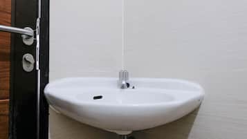 Apartment | Bathroom