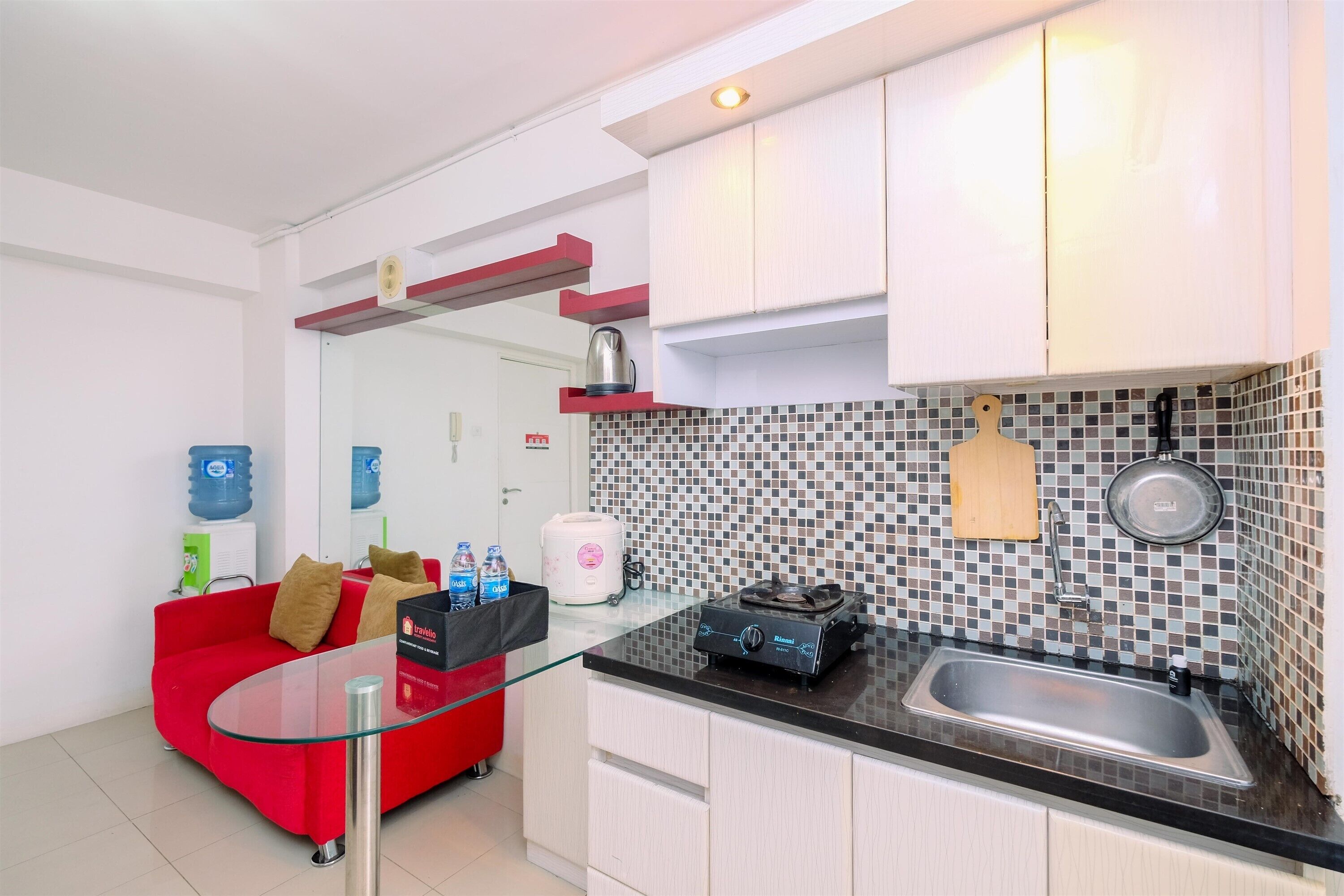 Apartment, 2 Bedrooms | Private kitchen | Full-size fridge, stovetop