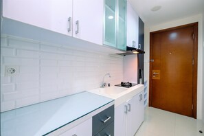 Apartment | Living area - Cozy Style And Good Deal Studio Signature Park Grande Apartment (Jakarta)