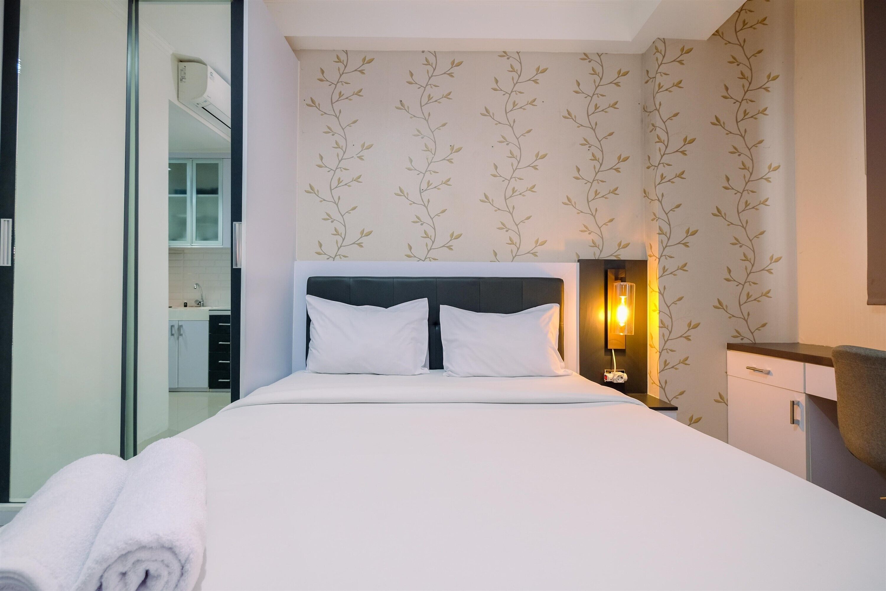 Cozy Style And Good Deal Studio Signature Park Grande Apartment