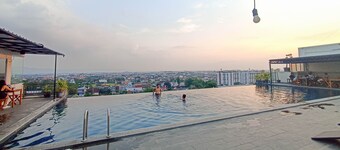 Elegant And Cozy Studio Student Park Apartment