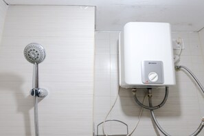 Apartment, 2 Bedrooms | Bathroom