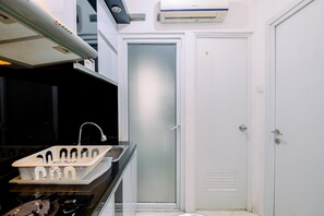 Großer Kühlschrank, Herdplatte