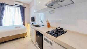 Ảnh chưa phân loại, 2 trong số 15 ảnh, nút