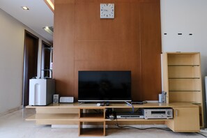 Interior - Spacious 3Br At Dago Butik Apartment (Bandung)