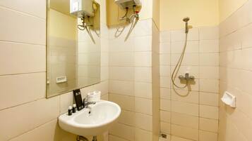 Apartment | Bathroom