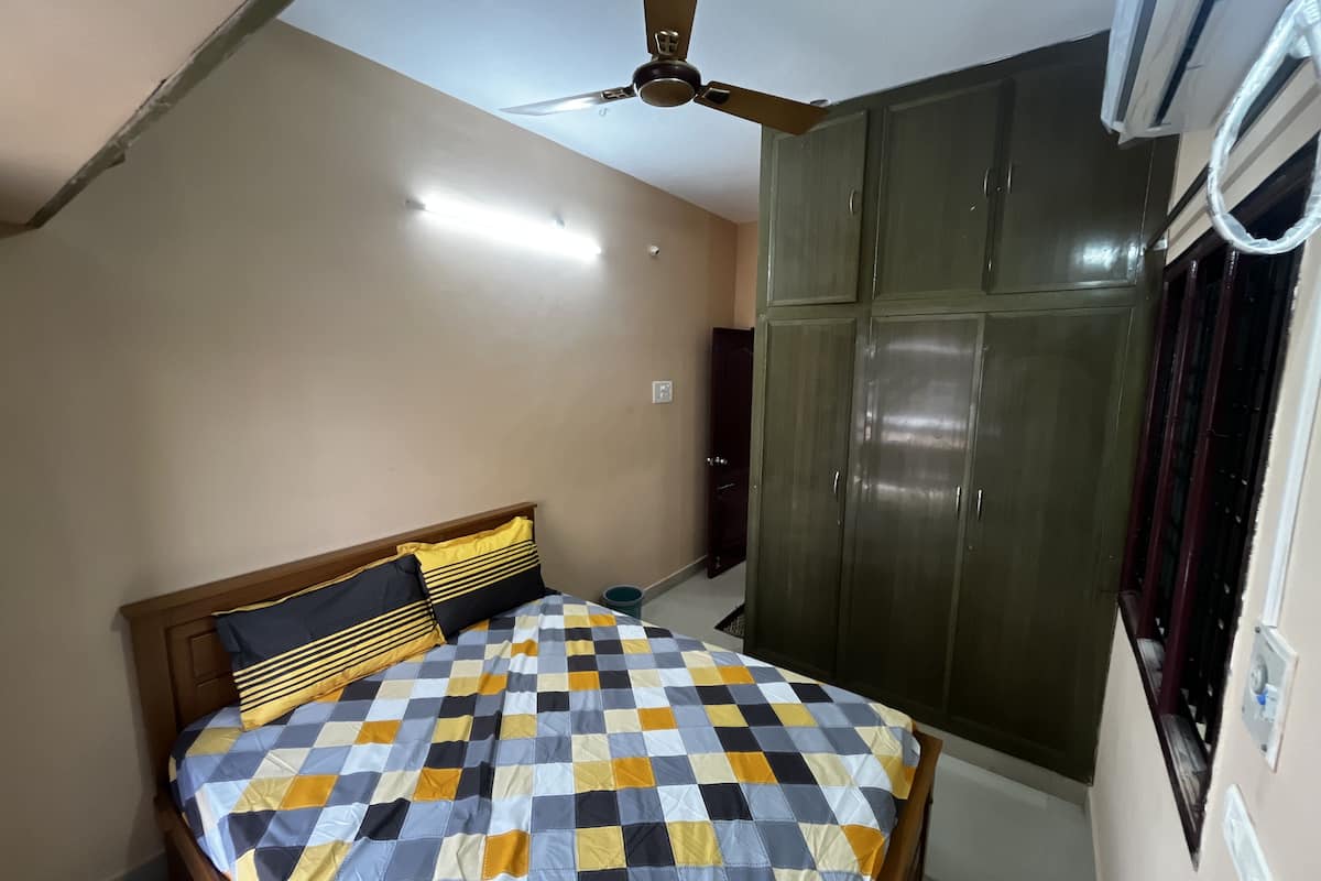 Executive Queen Room