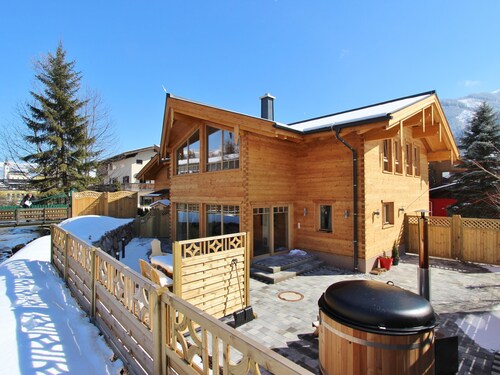 Freistehendes Chalet in Kaprun mit Sauna