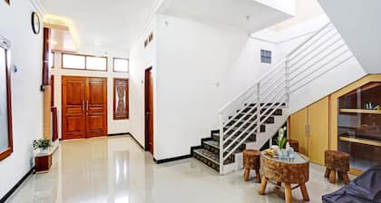 Hotel O Avisha Guest House Syariah