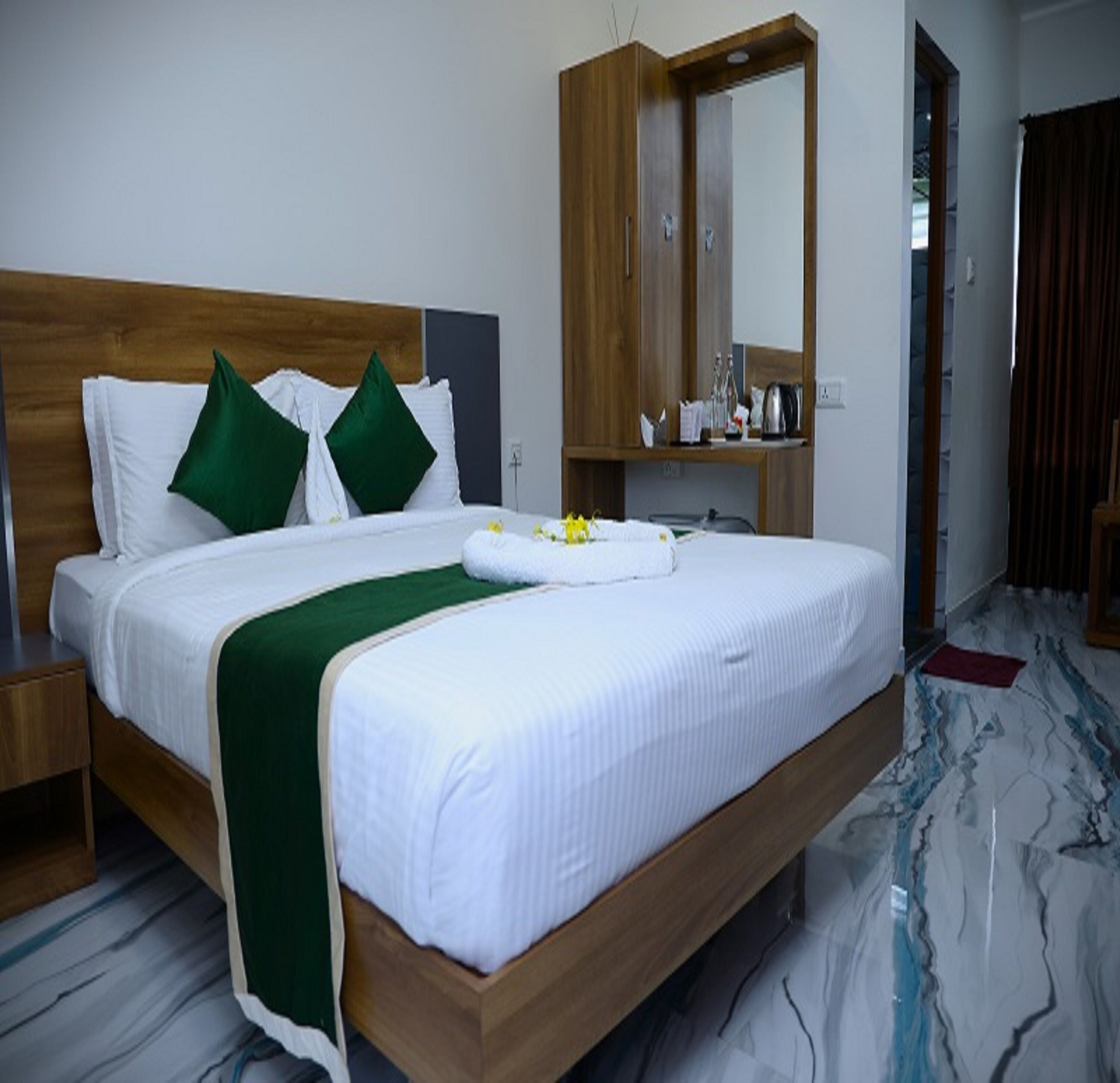 デラックス ルーム クイーンベッド 1 台 | WiFi (無料)、ベッドシーツ