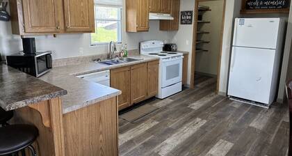 FS Rental #1 - 5mins to Black River