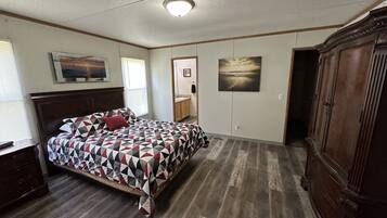 3 Schlafzimmer, schallisolierte Zimmer, Bügeleisen/Bügelbrett