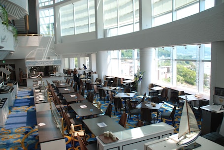 3 restaurants, lunch, dinner served; Japanese cuisine. mikawawan resort linx