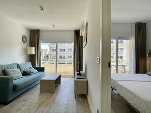 1 bedroom, iron/ironing board, WiFi, bed sheets - FESTASTAR 211 (Estartit)