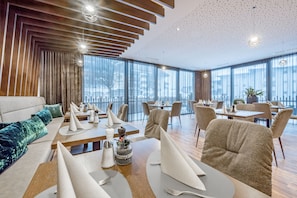 Daily buffet breakfast (EUR 25 per person)